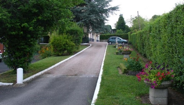 Logement tudiant T2 à Cellule (63200)