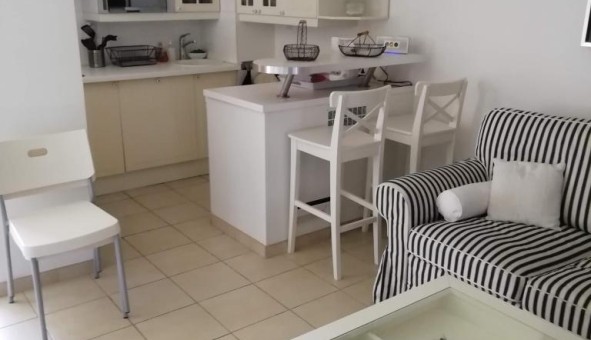 Logement tudiant Location T2 Vide Ceyreste (13600)