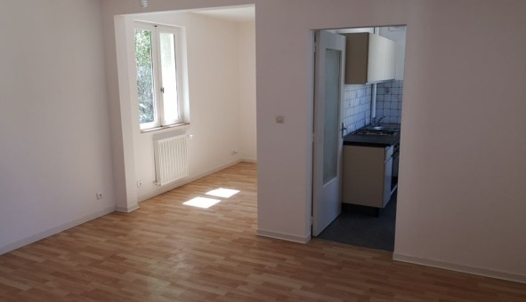 Logement �tudiant T2 &agrave; Chac� (49400)