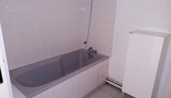 Logement �tudiant T2 &agrave; Ch�lons en Champagne (51000)