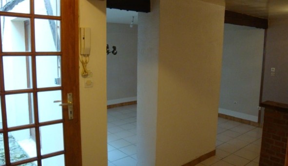 Logement �tudiant T2 &agrave; Ch�lons en Champagne (51000)