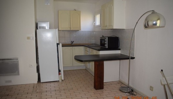 Logement �tudiant Location T2 Vide Ch�lons en Champagne (51000)