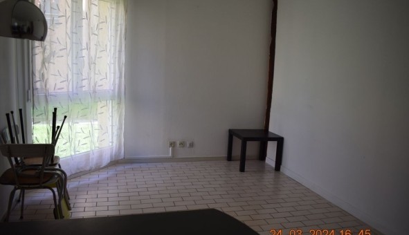 Logement �tudiant T2 &agrave; Ch�lons en Champagne (51000)