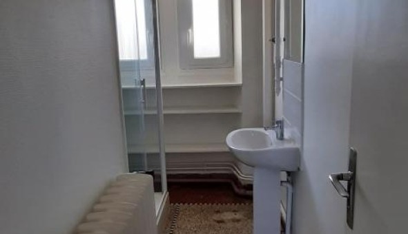 Logement tudiant T2 à Chamalires (63400)