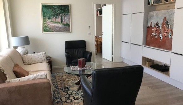 Logement �tudiant T2 &agrave; Chamali�res (63400)