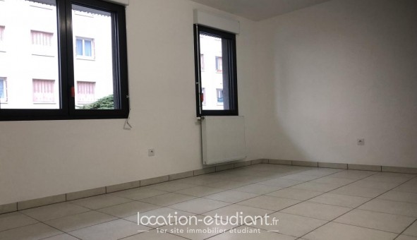Logement �tudiant T2 &agrave; Chamali�res (63400)