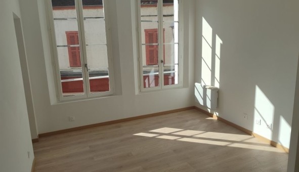 Logement �tudiant T2 &agrave; Champlay (89300)