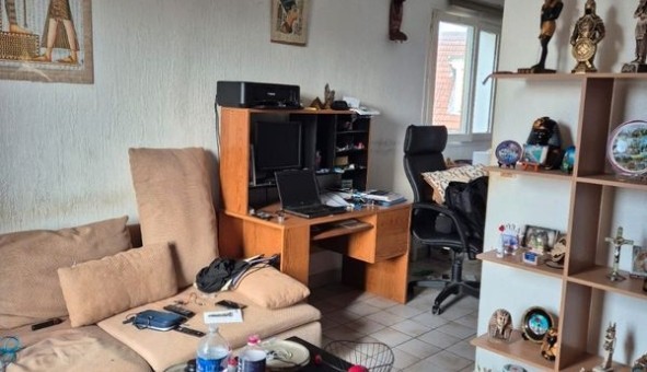 Logement tudiant Location T2 Vide Chapet (78130)