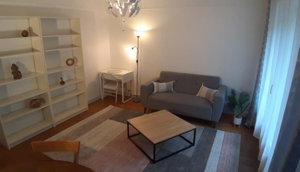Logement étudiant Location T2 Vide Charenton le Pont (94220)