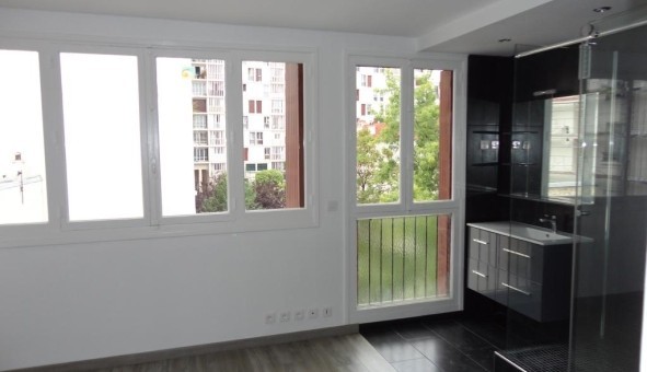 Logement tudiant Location T2 Vide Charenton le Pont (94220)