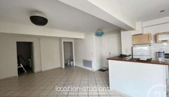 Logement étudiant T2 à Chartres (28000)