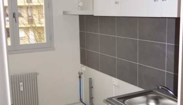 Logement tudiant T2 à Chartres (28000)