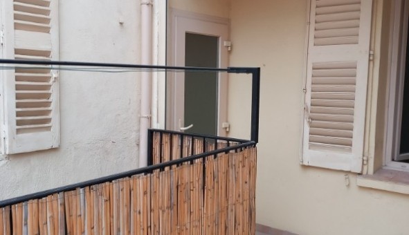 Logement tudiant T2 à Chteaudouble (83300)