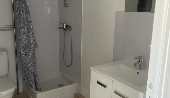 Logement tudiant T2 à Chteaudouble (83300)