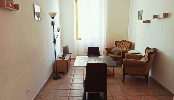 Logement tudiant T2 à Chteaudouble (83300)