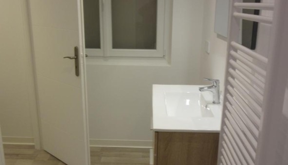 Logement �tudiant T2 &agrave; Ch�teaudouble (83300)