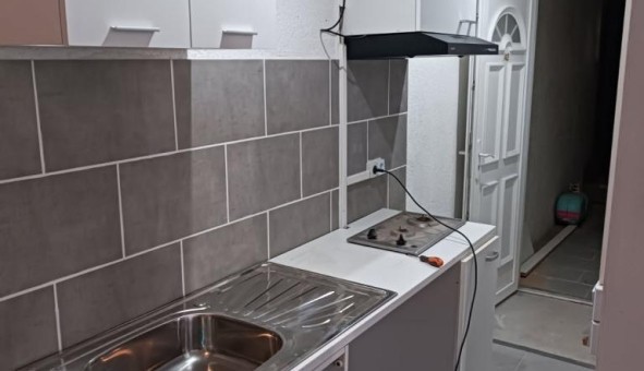 Logement �tudiant T2 &agrave; Ch�teaudouble (83300)