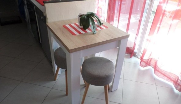 Logement �tudiant T2 &agrave; Ch�teaudouble (83300)