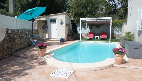 Logement �tudiant T2 &agrave; Ch�teaudouble (83300)