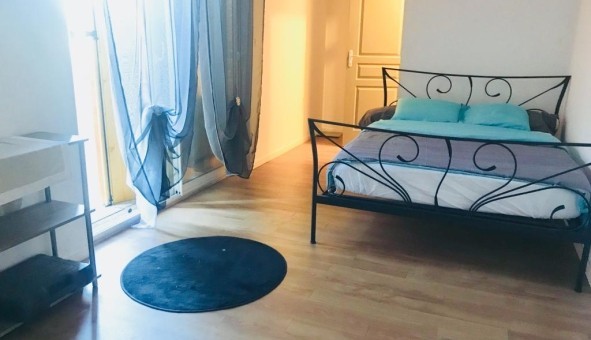 Logement �tudiant T2 &agrave; Ch�teauneuf du Pape (84230)