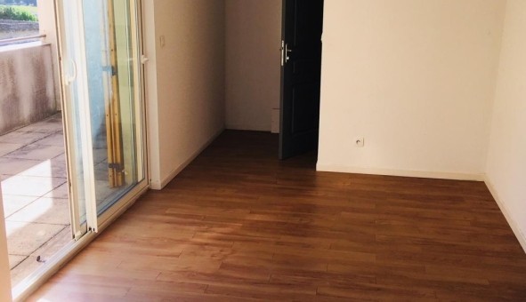 Logement �tudiant T2 &agrave; Ch�teauneuf du Pape (84230)