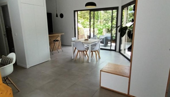 Logement tudiant T2 à Chteauneuf le Rouge (13790)