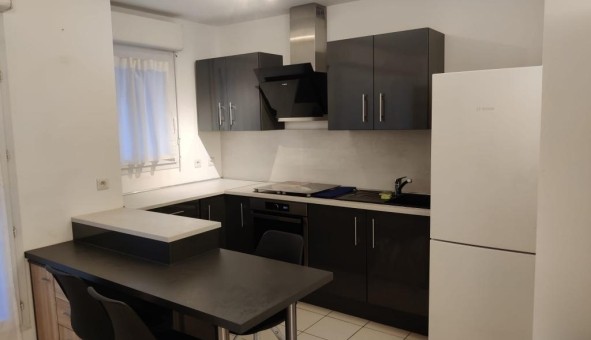 Logement étudiant Location T2 Vide Châtillon (92320)