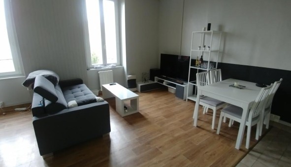Logement tudiant T2 à Chuzelles (38200)