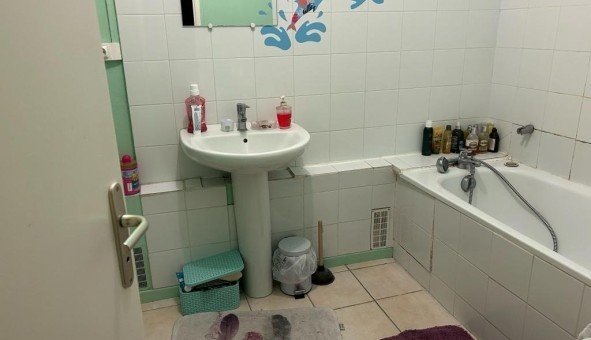 Logement tudiant T2 à Chuzelles (38200)