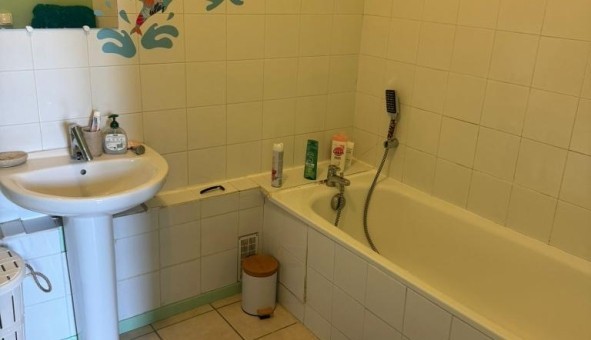 Logement tudiant T2 à Chuzelles (38200)
