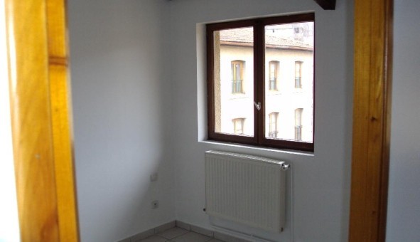 Logement tudiant T2 à Chuzelles (38200)