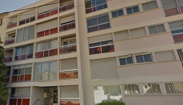 Logement tudiant Location T2 Vide Clermont Ferrand (63000)