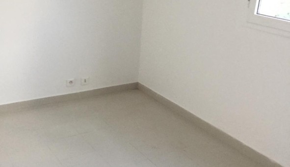 Logement tudiant Location T2 Vide Clichy sous Bois (93390)