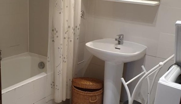 Logement tudiant T2 à Cogolin (83310)