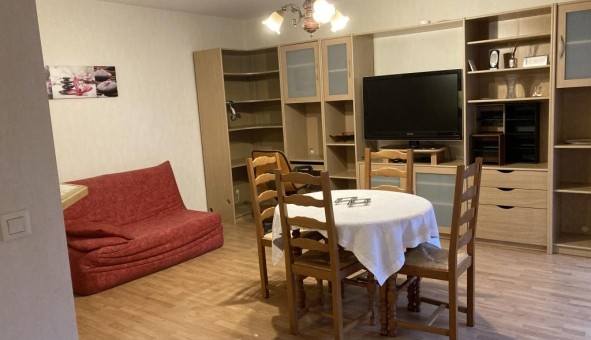 Logement tudiant Location T2 Vide Coignires (78310)