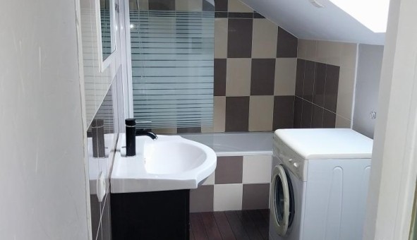 Logement �tudiant T2 &agrave; Coinches (88100)