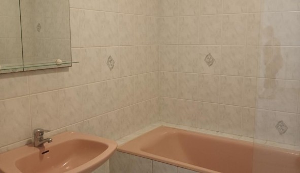 Logement tudiant T2 à Collemiers (89100)