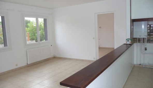 Logement �tudiant T2 &agrave; Collemiers (89100)