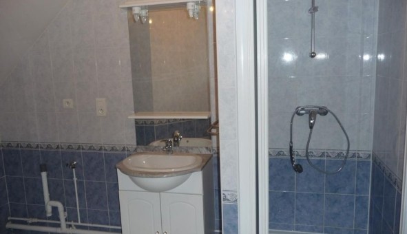 Logement �tudiant T2 &agrave; Collemiers (89100)