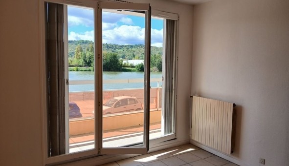 Logement �tudiant T2 &agrave; Collemiers (89100)