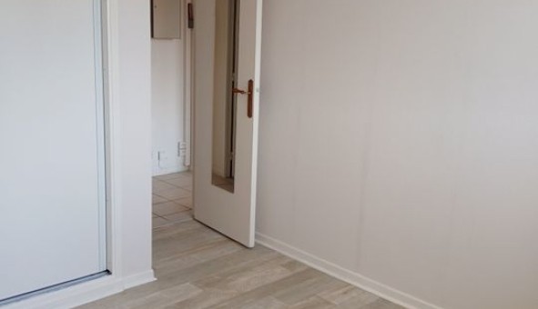 Logement �tudiant T2 &agrave; Collemiers (89100)
