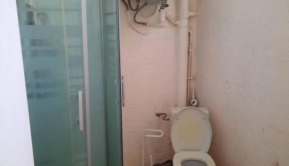 Logement tudiant Location T2 Vide Collobrires (83610)