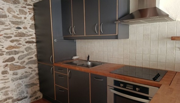 Logement �tudiant T2 &agrave; Collobri�res (83610)