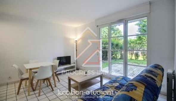 Logement tudiant T2 à Combs la Ville (77380)