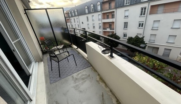 Logement tudiant T2 à Combs la Ville (77380)