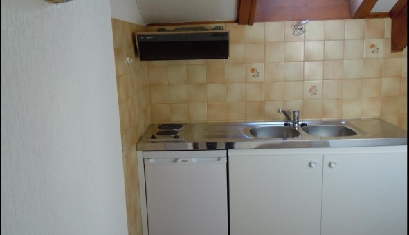 Logement tudiant T2 à Comprgnac (12100)