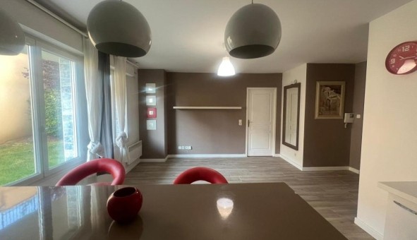 Logement tudiant Location T2 Vide Corbeil Essonnes (91100)