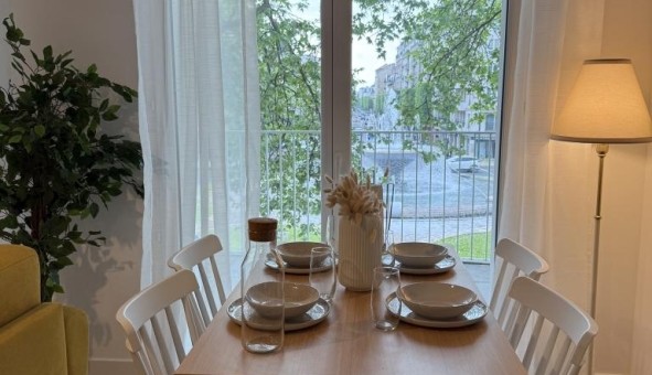 Logement tudiant T2 à Courbevoie (92400)