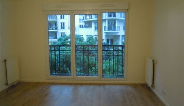 Logement tudiant Location T2 Vide Courbevoie (92400)