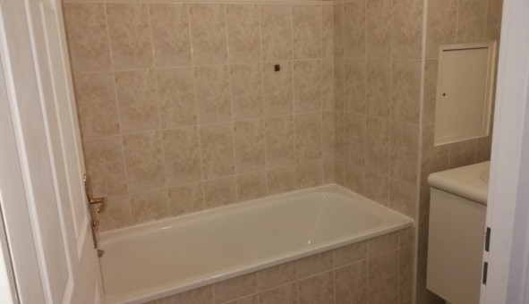 Logement tudiant T2 à Courbevoie (92400)